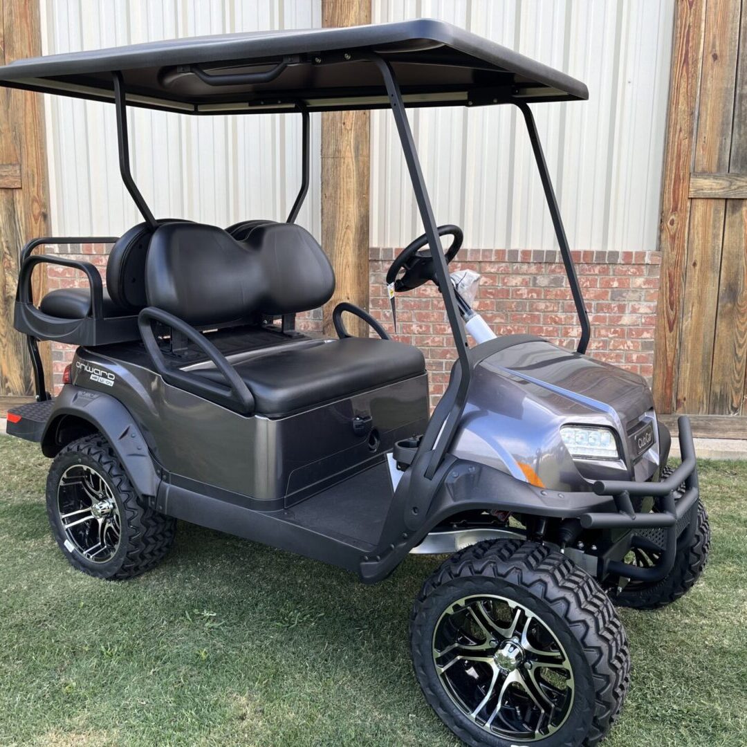 brown:silver new club car